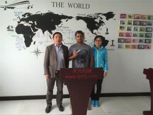 Peruvian customer came to visit factory on Apr.27th,2016 for discussing about quilting machine